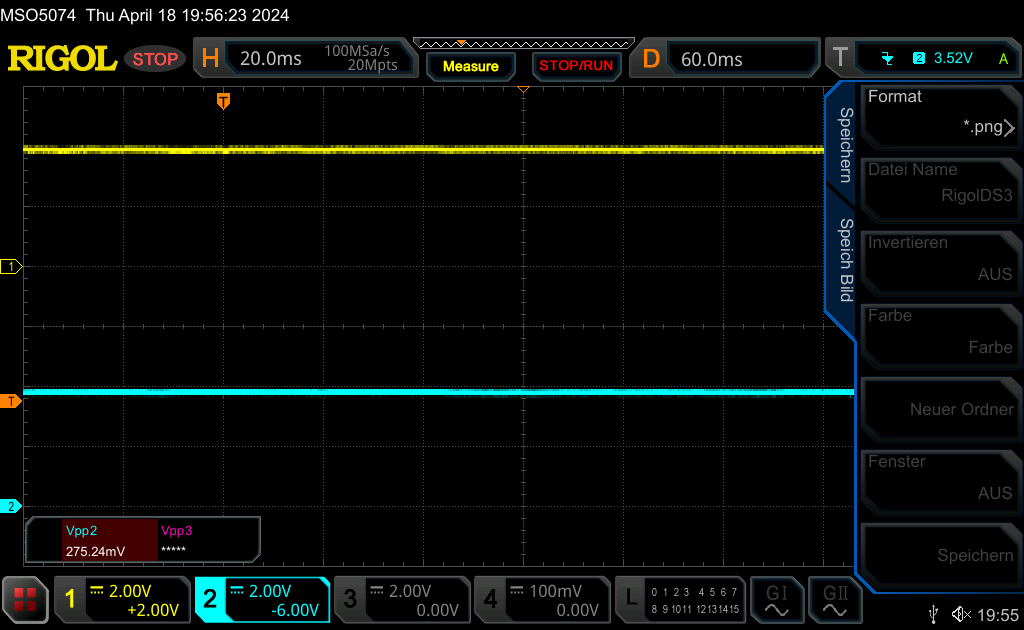 Oscilloscope shows a very smooth voltage curve for the Raspi header and modem measurement points